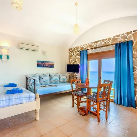 Plaka Beach Cottages