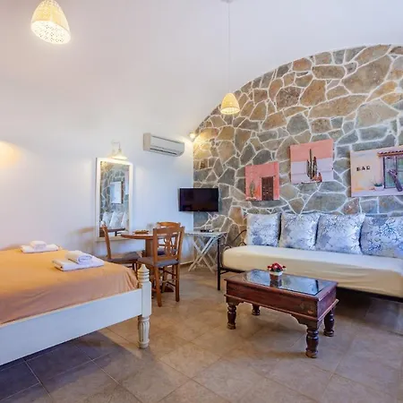 Plaka Beach Cottages Pláka
